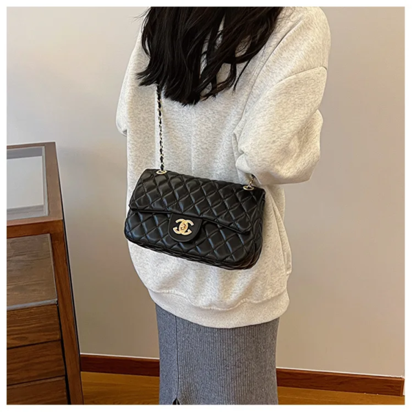 2025 New women's bag diamond grid small fragrant style single shoulde! crossbody bag small new simple and fashionable square bag - Image 3